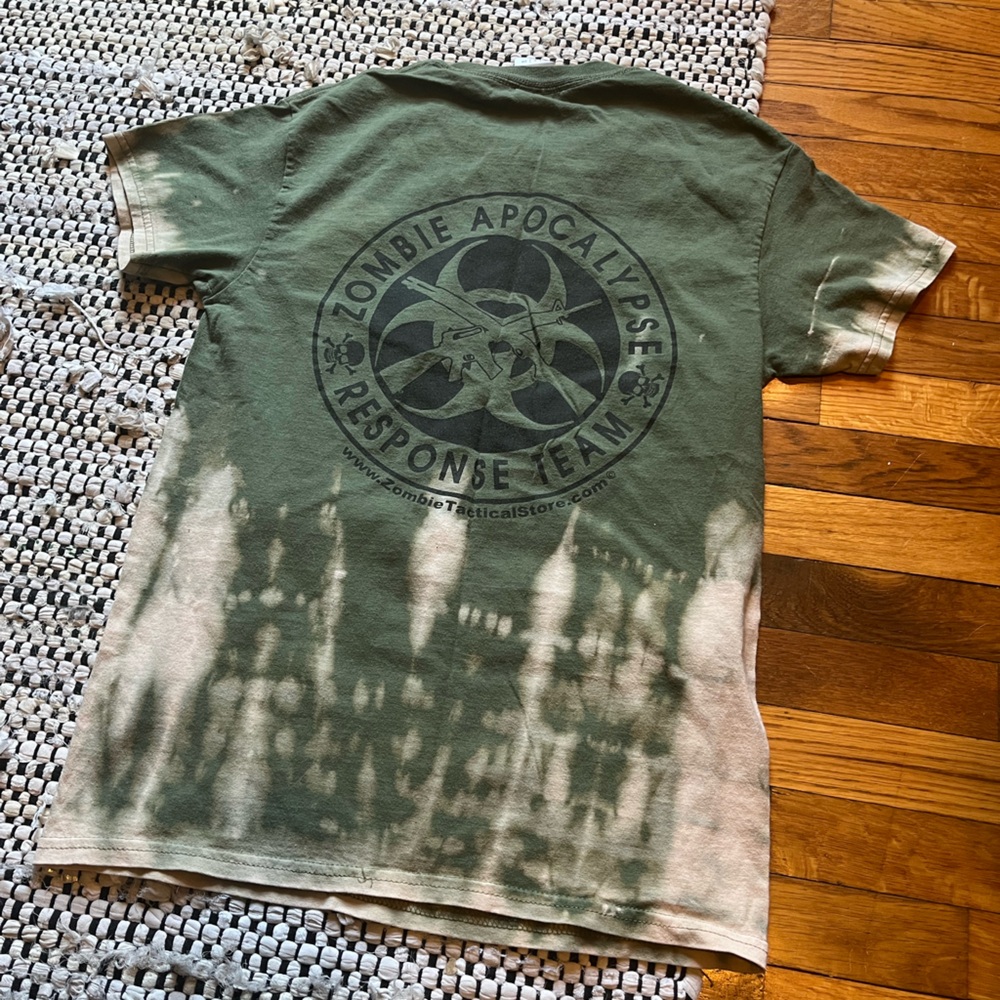Zombie Apocalypse Response Team Reverse Dye Short Sleeve Tshirt